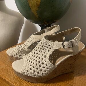 SO Cream Crochet Eyelet Macrame Wedge Boho Heels 70s Style Size 7 Cork Heel